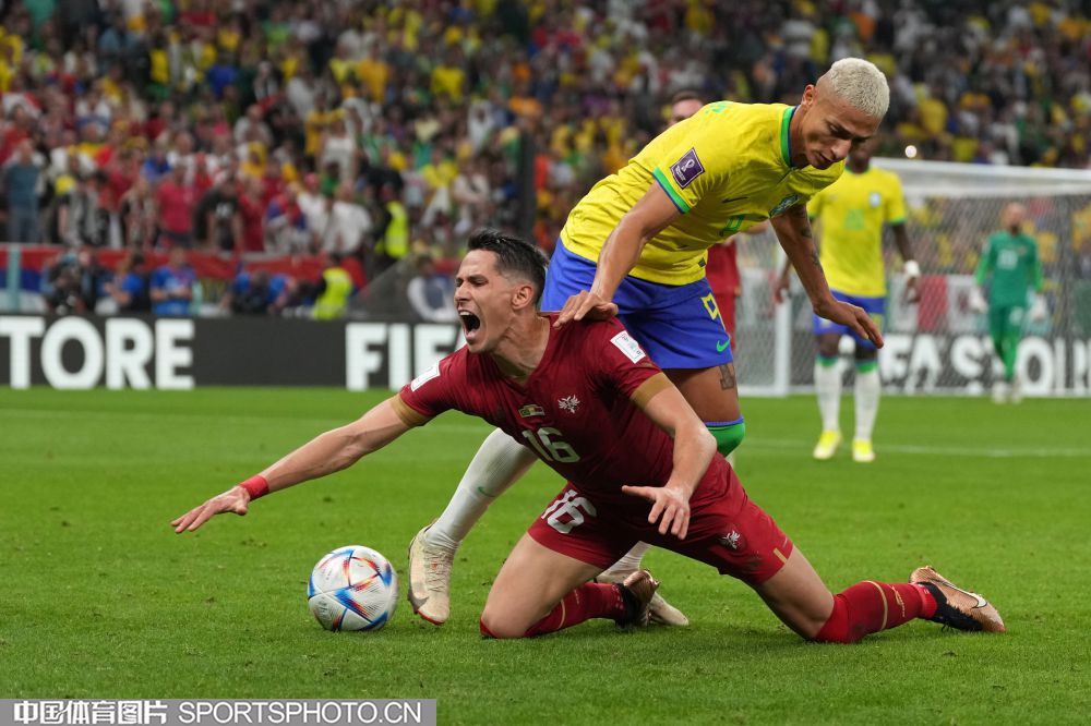 守的一把利 守的一把利